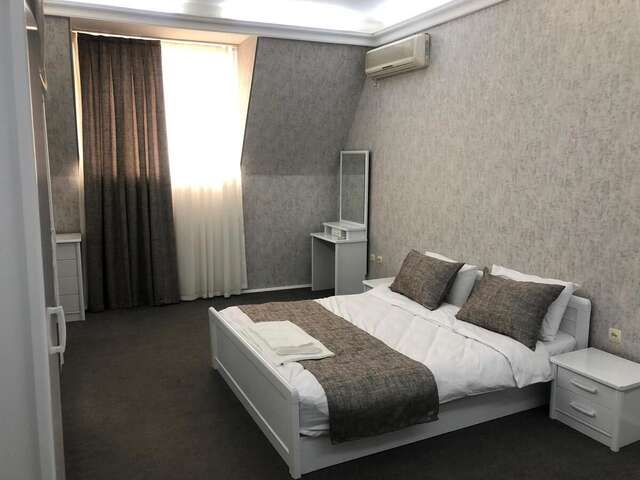 Хостелы Nizami Street Hostel Баку-29